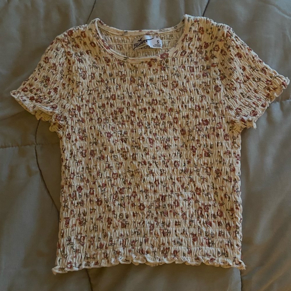 Floral Hollister Top